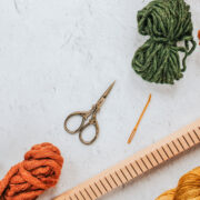 Was benötige ich alles für eigene Strickprojekte?