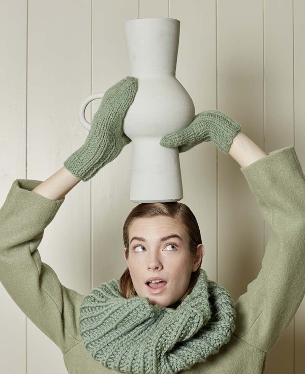 Alpaka Schal und gestrickte Handschuhe